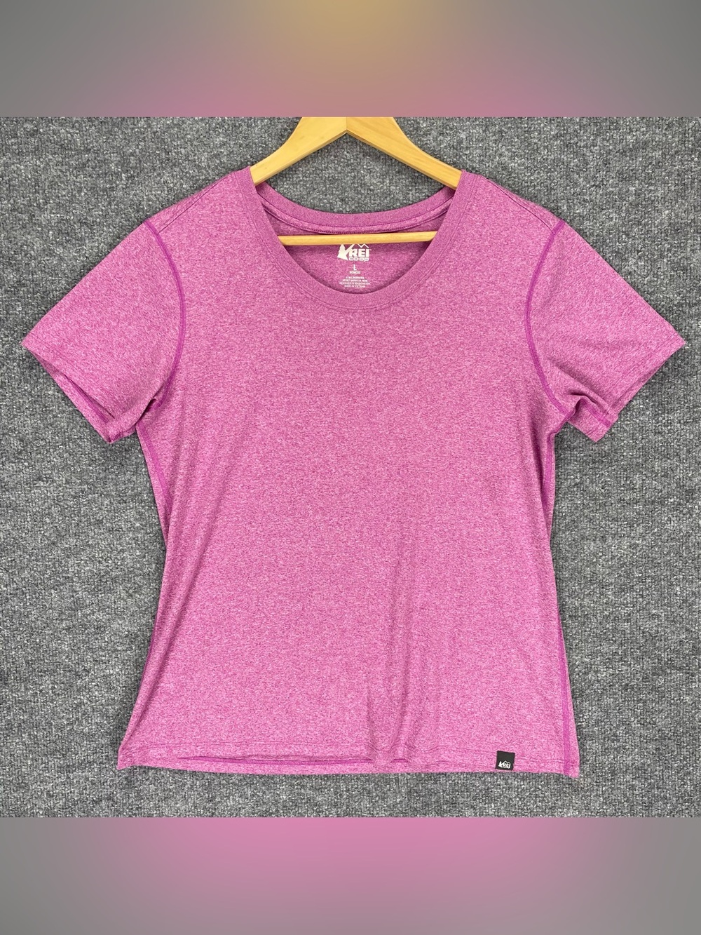 REI Co-op Women's T-Shirt Size Large Pink Athletic Lightweight Activewear Top